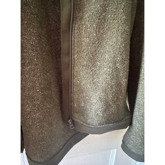 Women’s size x-large green zip up jacket - Picture 3 of 5